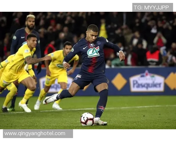 法国杯决赛前瞻:巴黎圣日耳曼追求三冠荣耀兰斯能否逆袭成就传奇 法国杯决赛前瞻:巴黎圣日耳曼追求三冠荣耀兰斯能否逆袭成就传奇